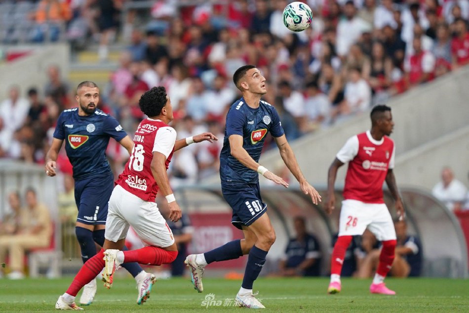 一段充满挑 一段充满挑