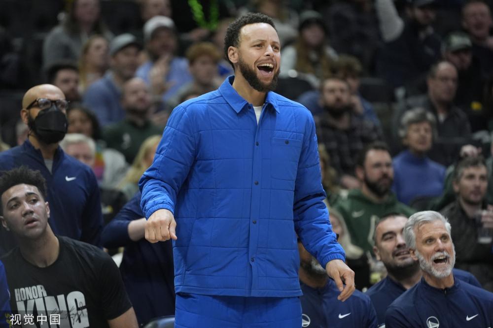 意媒：为避免球迷干扰，斯帕莱蒂决定尤文不在那不勒斯过夜